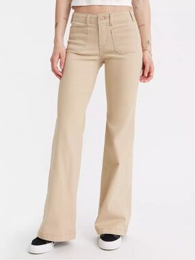 NEW Levi’s Superlow Flare Women’s Pants